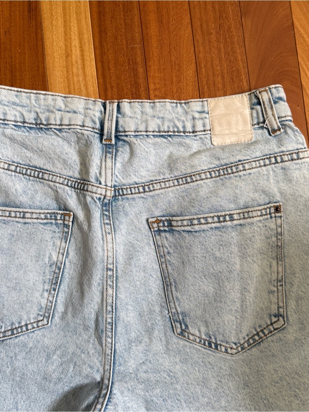 Zara High Rise Jeans - Picture 4 of 5